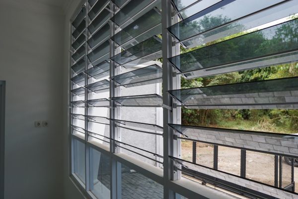 Jalousie Window Repair in Cedar Falls