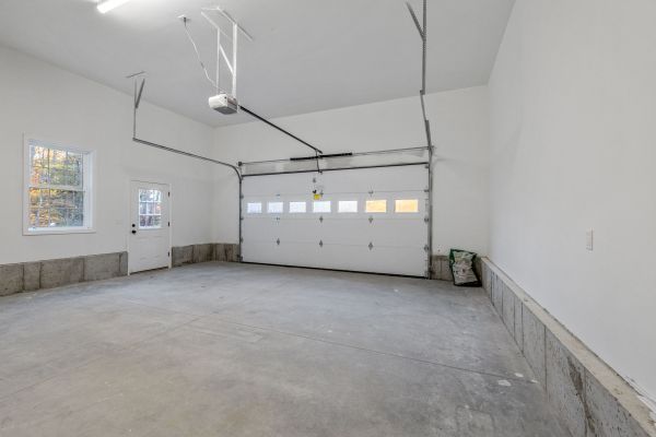 Garage Window Repair in Cedar Falls