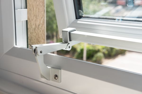 Cost of Hinged Window Repair in Cedar Falls